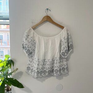 See By Chloe White & Blue Eyelet Flowy Short Sleeve Top Size 34